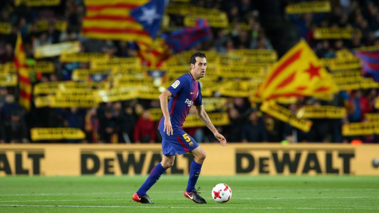 Soccer Football - Spanish King's Cup - FC Barcelona vs Celta Vigo - Camp Nou, Barcelona, Spain - January 11, 2018 Barcelona’s Sergio Busquets in action REUTERS/Albert Gea