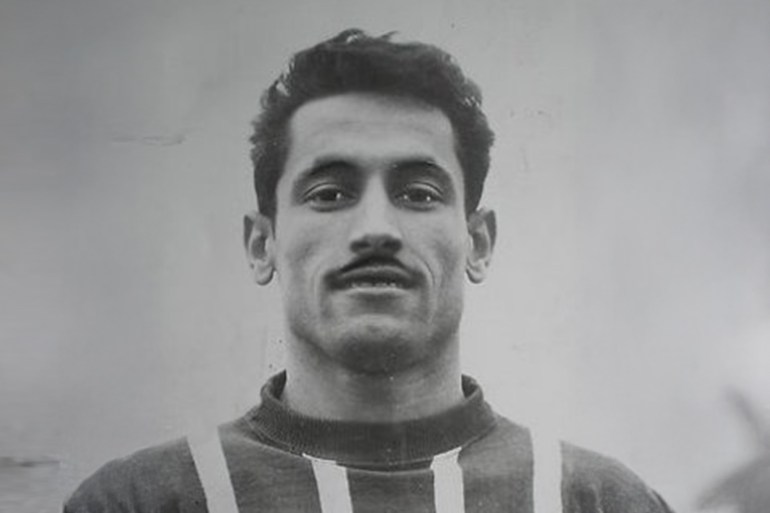 صور) للاعب المغربي الراحل حسن أقصبي ( Moroccan footballer Hassan Akesbi)، ولد عام 1934 وتوفي عام 2024، ولعب في أندية فرنسية عدة واعتزل عام 1970.