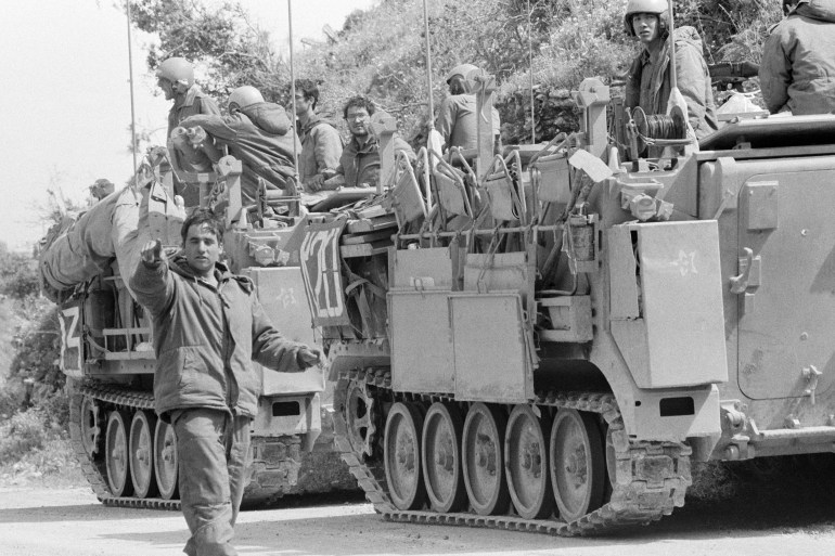 Israeli soldiers leaving South Lebanon after the arrival of the 'blue helmets' in March 1978. (Photo by Alain MINGAM/Gamma-Rapho via Getty Images)